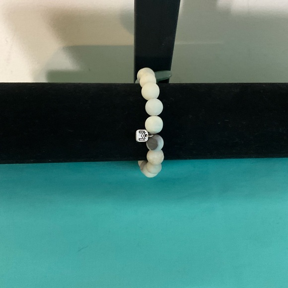 Varigated Colored Stone Bracelet with Natural Green Stones - Picture 4 of 5